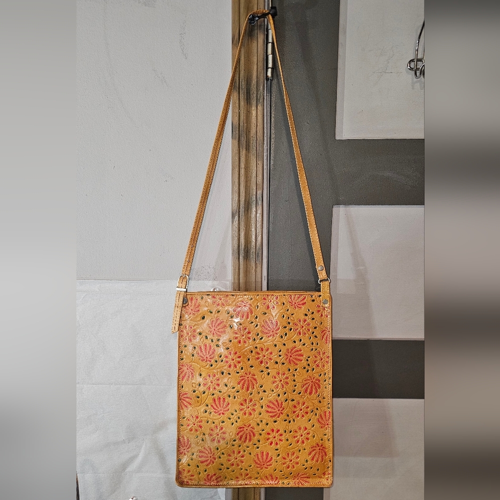 Rare Vintage Hand Tooled Floral Tan Shoulder Bag - Picture 11 of 11